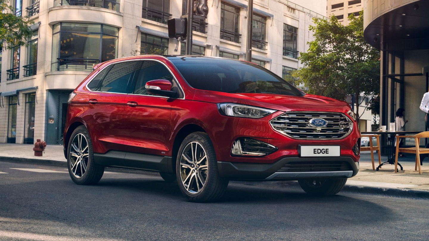 Ford <b>Edge Titanium</b>